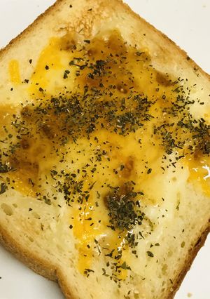はちみつ＆とろけるチーズのサッとトースト-レシピのメイン写真