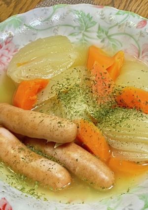 ソーセージと玉ねぎのコンソメ煮-レシピのメイン写真