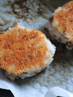 フライパンで簡単【焼きおにぎり】-レシピのメイン写真