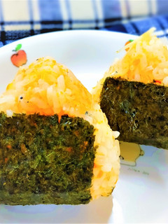 にんじんとしらすで夕焼けおにぎり♪簡単-レシピのメイン写真