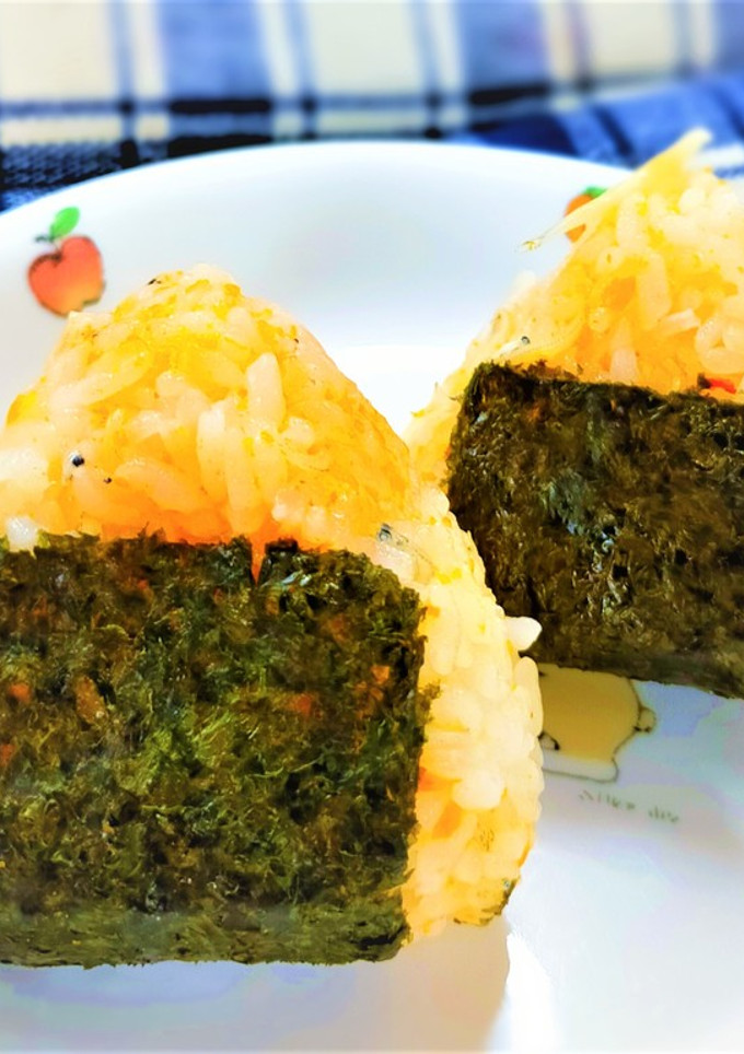 にんじんとしらすで夕焼けおにぎり♪簡単-レシピのメイン写真
