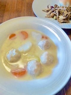 *里芋とミートボールの豆乳シチュー*-レシピのメイン写真