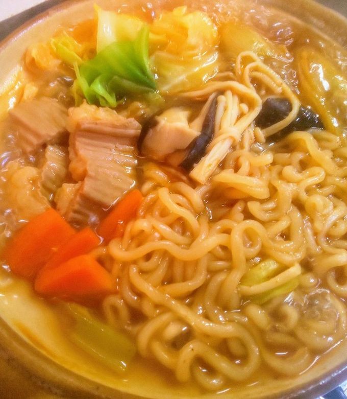 簡単で美味いチゲ鍋風もつ煮込みラーメン-レシピのメイン写真