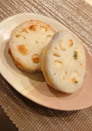 鍋用鶏団子で楽チン♪蓮根のはさみ揚げ-レシピのメイン写真
