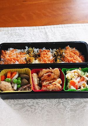 週末チキンカツと残り野菜の煮物のお弁当-レシピのメイン写真
