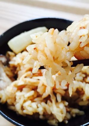 心がほっこり♪醤油麹と大根の炊き込みご飯-レシピのメイン写真