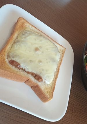 大豆ミートのチーズカレートースト-レシピのメイン写真