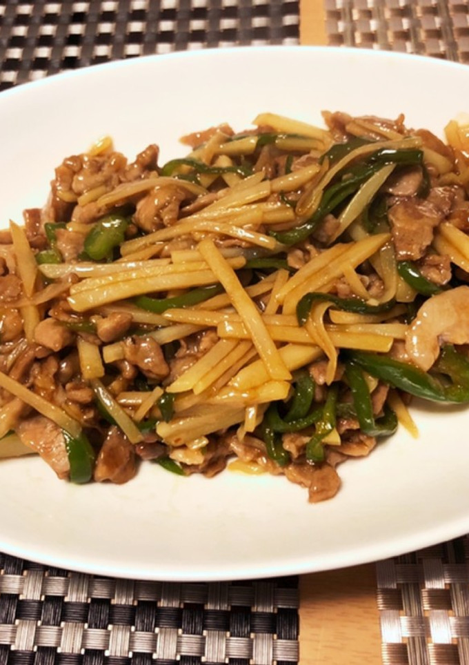 白ご飯のお供に！簡単でめちゃ旨な青椒肉絲-レシピのメイン写真