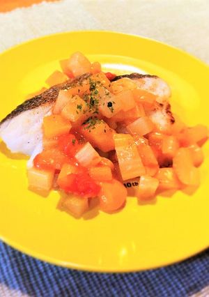 彩りもいい！タラのソテーと角切り野菜-レシピのメイン写真