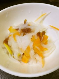 大根とニンジン、干し柿のなます≒酢の物-レシピのメイン写真