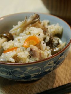鶏とたっぷりきのこの炊き込みご飯-レシピのメイン写真