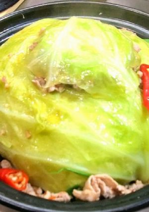 やみつき丸ごとキャベツ旨辛鍋！大量消費-レシピのメイン写真