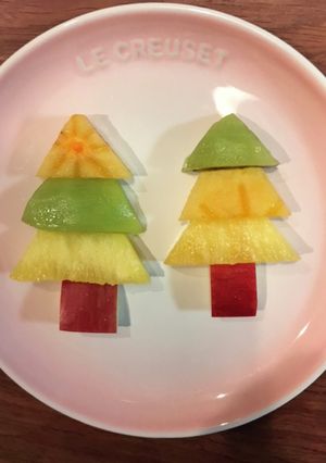 フルーツでパッチワーク＊クリスマスツリー-レシピのメイン写真