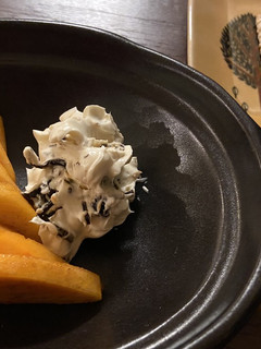 柿とクリームチーズのカナッペ-レシピのメイン写真