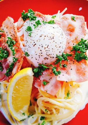 カルボナーラ的な？笑 ♪温玉のせパスタ-レシピのメイン写真