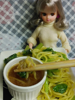 リカちゃん♡昼飯旅*小松菜焼きそばつけ麺-レシピのメイン写真