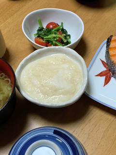 焼き鮭・とろろ・わかめの味噌汁-レシピのメイン写真