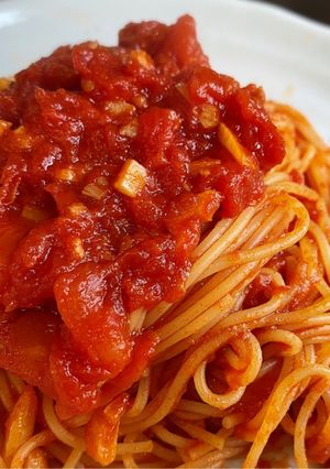 トマト缶で簡単☆トマトとニンニクのパスタ-レシピのメイン写真