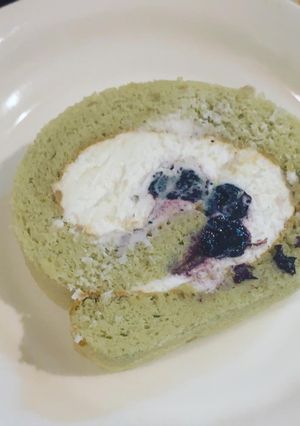 米粉で作るブルーベリーのロールケーキ-レシピのメイン写真