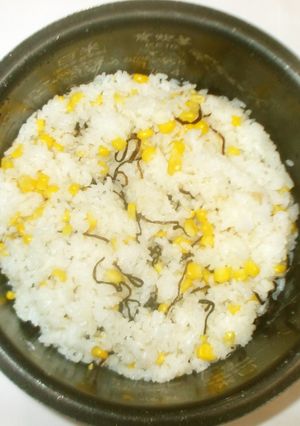 ミネラル昆布とうもろこしご飯♪簡単-レシピのメイン写真