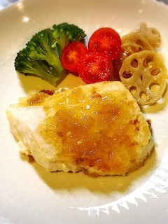 簡単美味しいめかじき の玉ねぎソテー-レシピのメイン写真