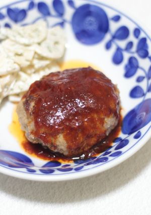 味噌が隠し味！コク旨ジューシーなハンバーグ-レシピのメイン写真