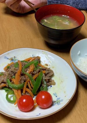 青椒肉絲・レタス卵スープ-レシピのメイン写真