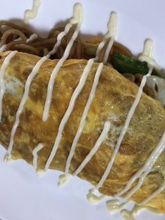 焼きそばの玉子包み-レシピのメイン写真