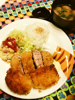 肉々しいマグロカツと甘々玉ねぎカツ定食-レシピのメイン写真