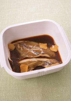 カレイの煮付け【レンジで2分20秒】-レシピのメイン写真