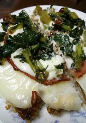 オープンライスバーガー、大根葉炒め乗せ-レシピのメイン写真