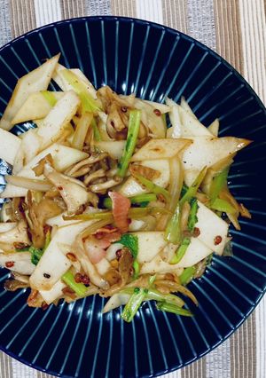 歯応えが楽しい大根の皮と葉の山椒炒め-レシピのメイン写真
