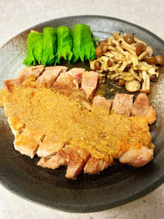 豚肉の胡麻ポン酢ソースがけ-レシピのメイン写真