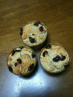 バナナとクランベリーの米粉マフィン-レシピのメイン写真