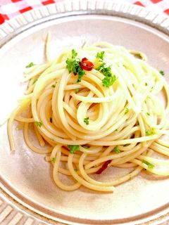 簡単♡超シンプル!基本のペペロンチーノ-レシピのメイン写真