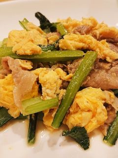 焼肉のたれ♪小松菜と豚肉のふんわり卵炒め-レシピのメイン写真