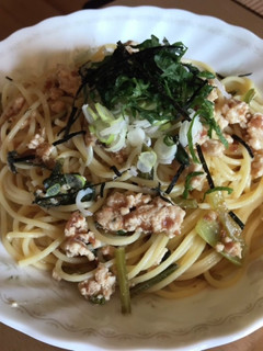 鶏そぼろの梅ソースパスタ-レシピのメイン写真