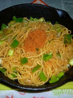 マルちゃん焼そば・たらこ味+九条ネギ-レシピのメイン写真