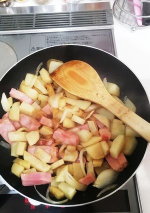 じゃがいもとベーコンとコンソメ炒め-レシピのメイン写真