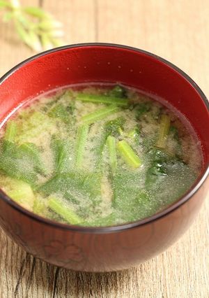 簡単！ほうれん草のお味噌汁☆胡麻風味-レシピのメイン写真
