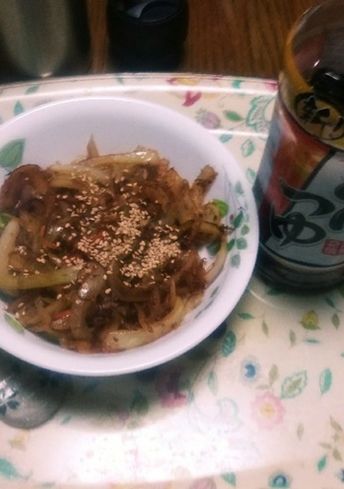 玉ねぎをサラダ油とヤマキめんつゆと鰹節で-レシピのメイン写真