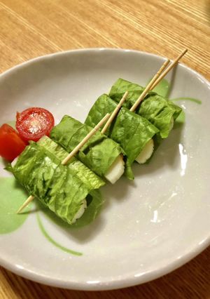 ロメインレタスでかまぼこ巻き-レシピのメイン写真