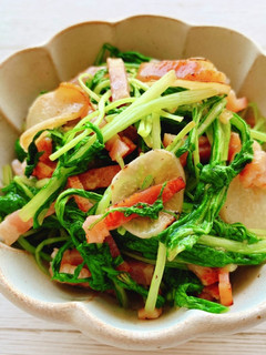 食欲そそる!豆苗とベーコンのスタミナ炒め-レシピのメイン写真