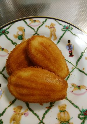 小麦粉無しでマドレーヌ（プレーン）-レシピのメイン写真