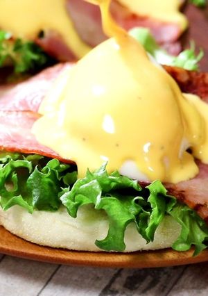 簡単朝ごはん！レンジでエッグベネディクト-レシピのメイン写真