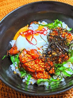 温玉のせサーモンの韓国風漬け丼-レシピのメイン写真