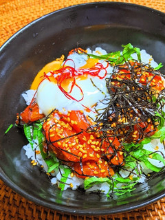 温玉のせサーモンの韓国風漬け丼-レシピのメイン写真