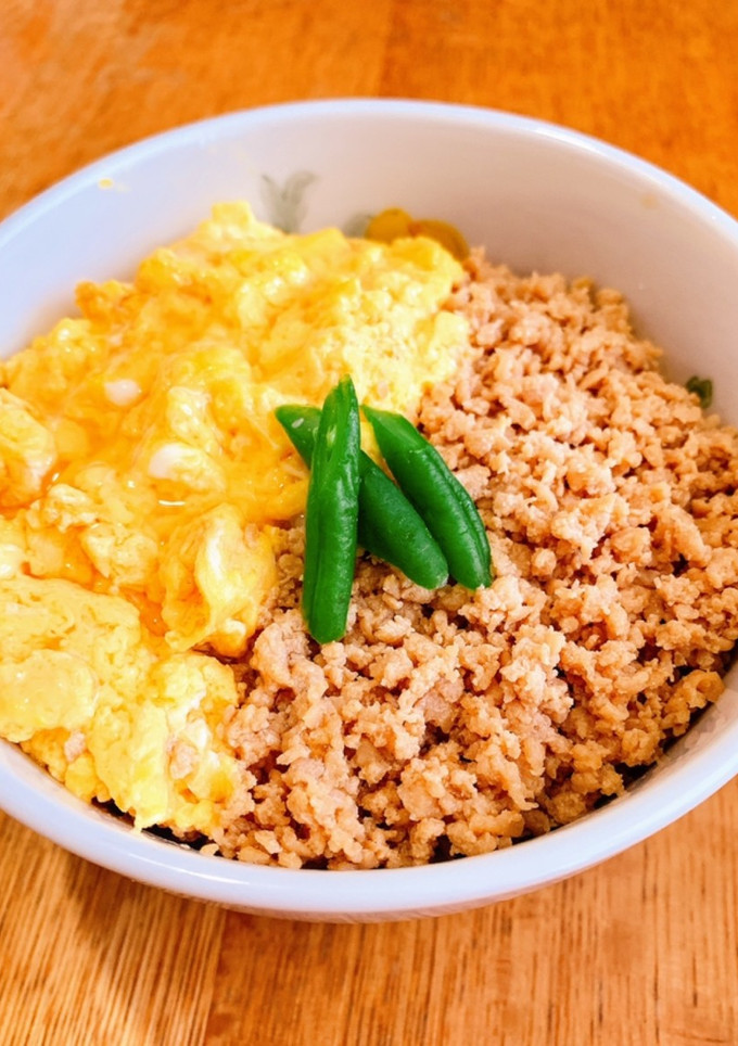 とろみあんかけ卵の鶏そぼろ丼-レシピのメイン写真
