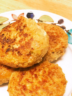 超簡単!材料4つ★キャベツ ハンバーグ-レシピのメイン写真