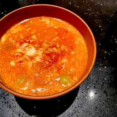 รูปของ 冬の朝ごはんに☆マカロニトマトスープ